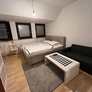 Zentrale Und Gepflegte In Nürnberg